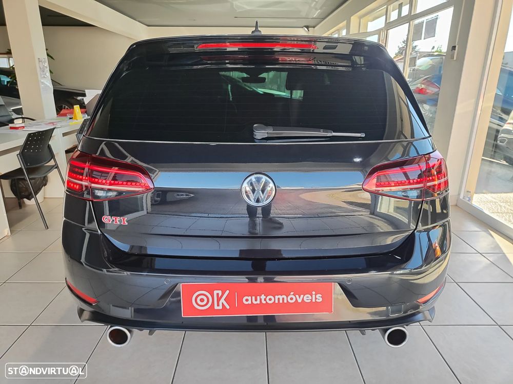 VW Golf GTI 2.0 TSI OPF DSG Performance - 10