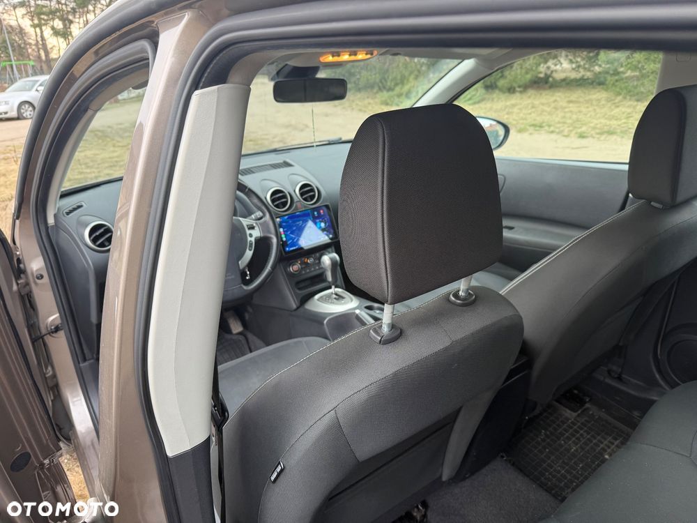 Nissan Qashqai - 12