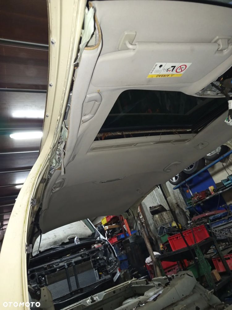 SOLARDACH Z PODSUFITKĄ MERCEDES W212 KOMBI - 5
