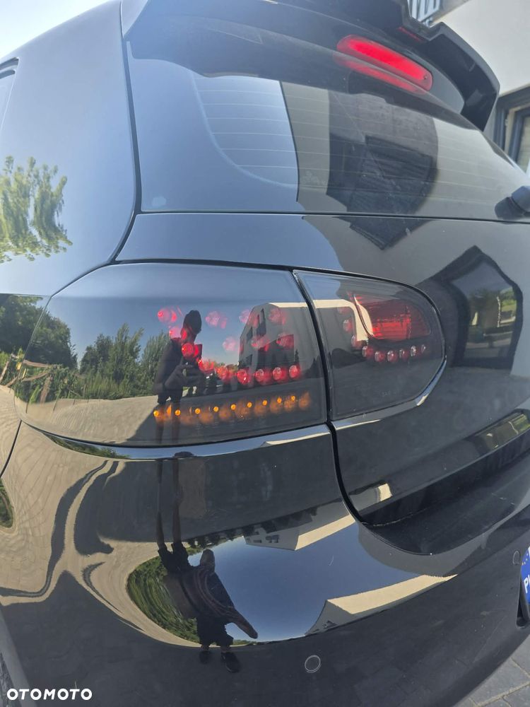 Volkswagen Golf 2.0 TDI Highline - 6