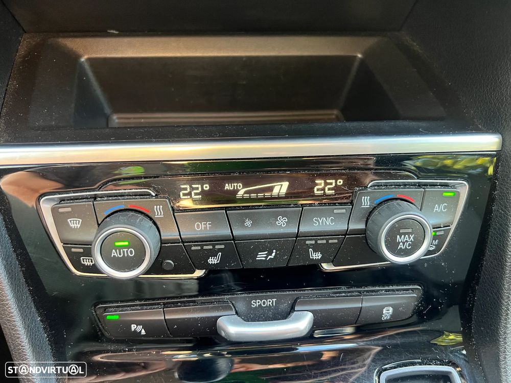 BMW 216 Gran Tourer - 13