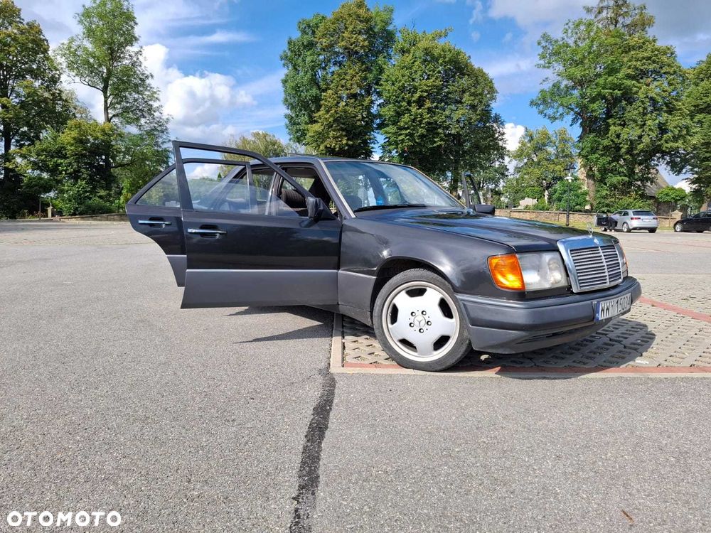 Mercedes-Benz W124 (1984-1993) - 1