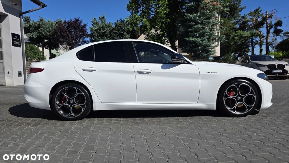 Alfa Romeo Giulia 2.0 Turbo 16V AT8 Veloce Ti - 12