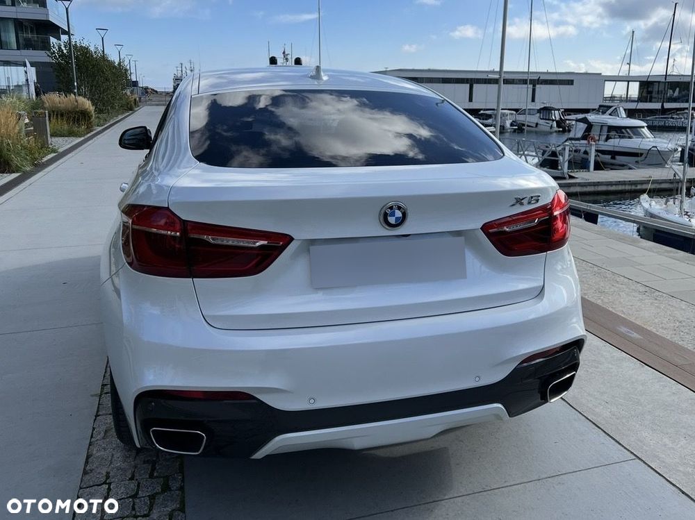 BMW X6 xDrive40d - 8