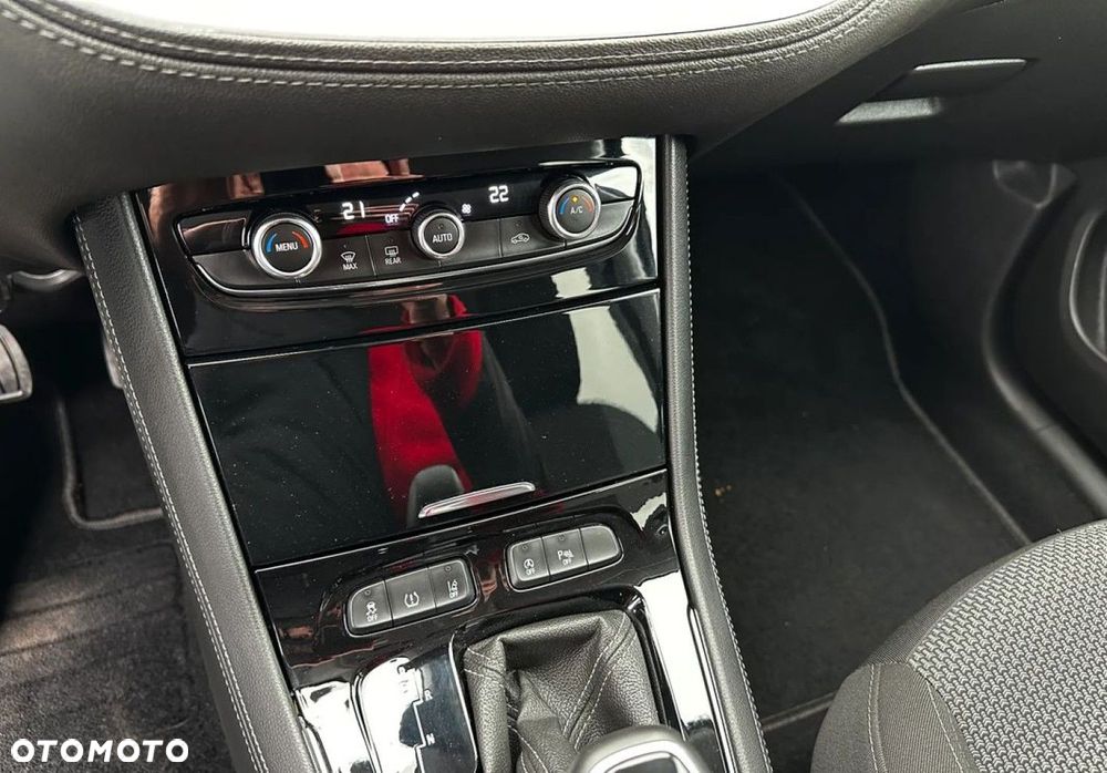 Opel Grandland X - 16