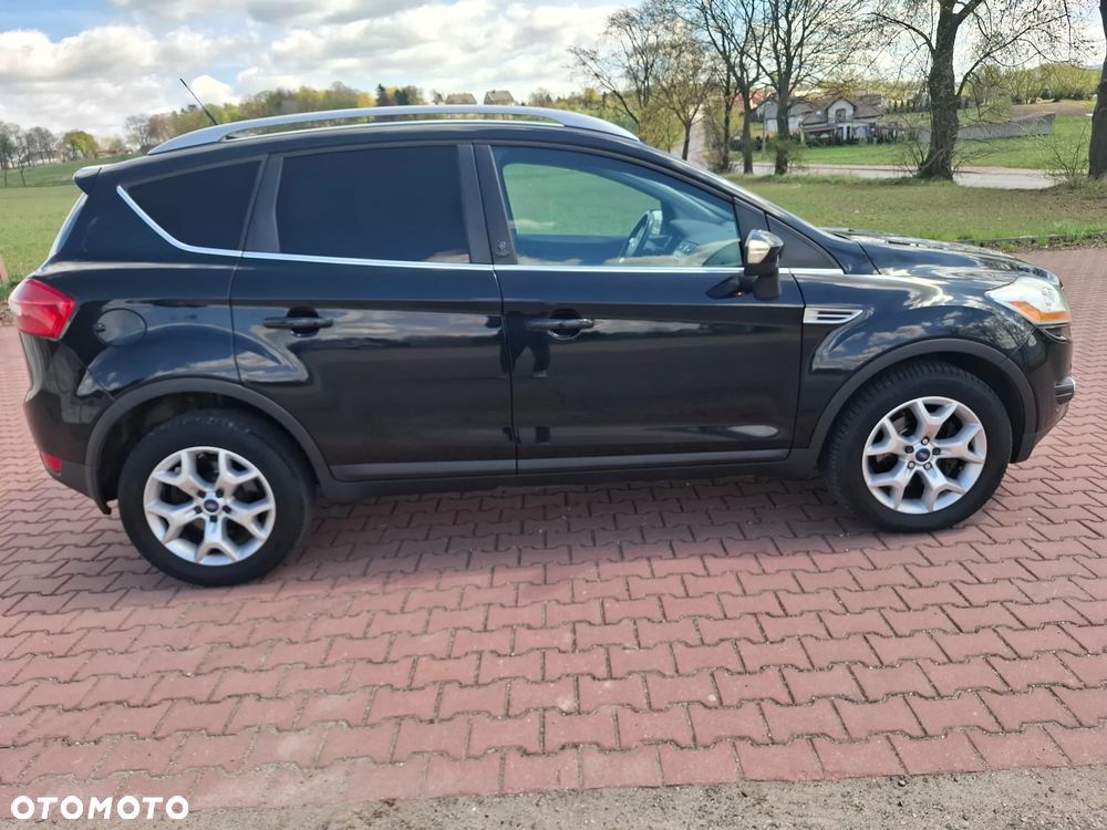 Ford Kuga 2.0 TDCi 4x4 Titanium - 35