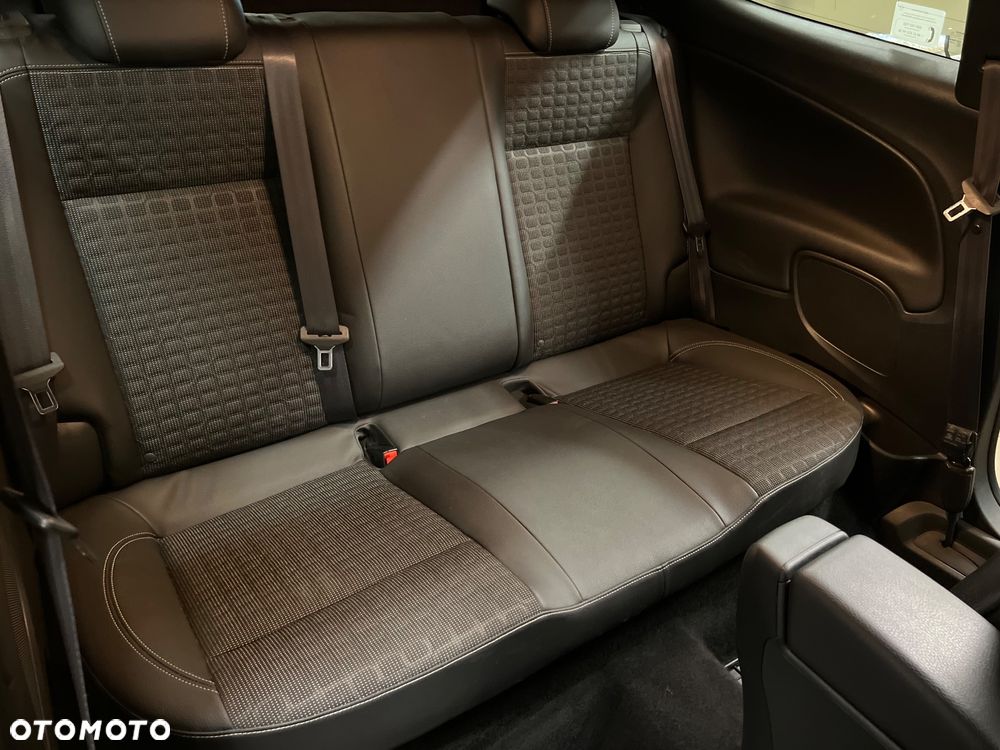 Opel Astra 1.6 T SIDI Sport - 33