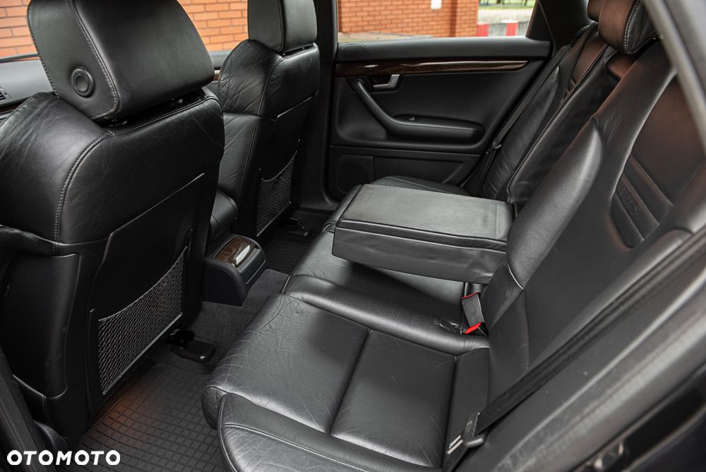Audi S4 Avant tiptronic - 25