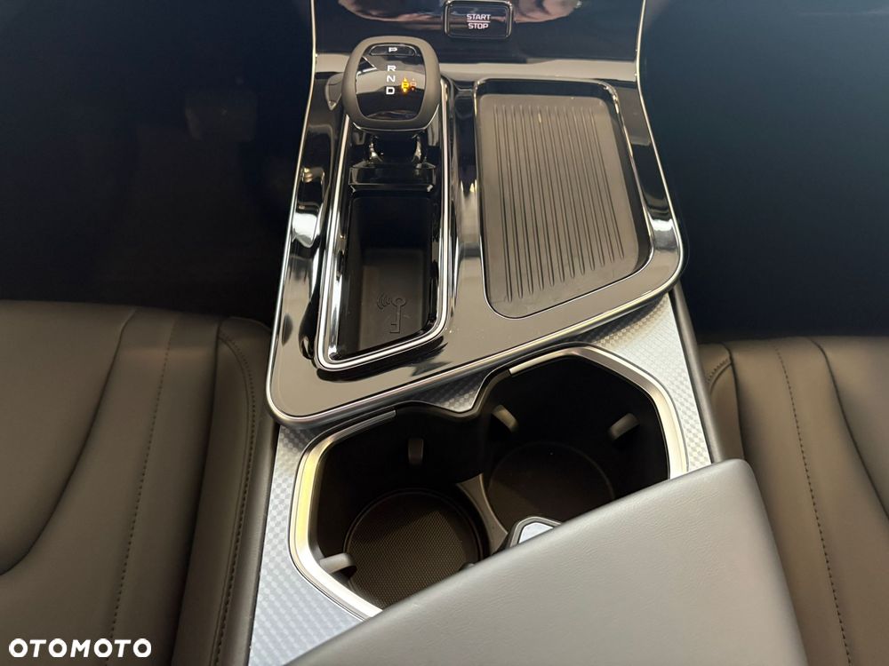 Bestune T90 1.5T Business DCT - 12