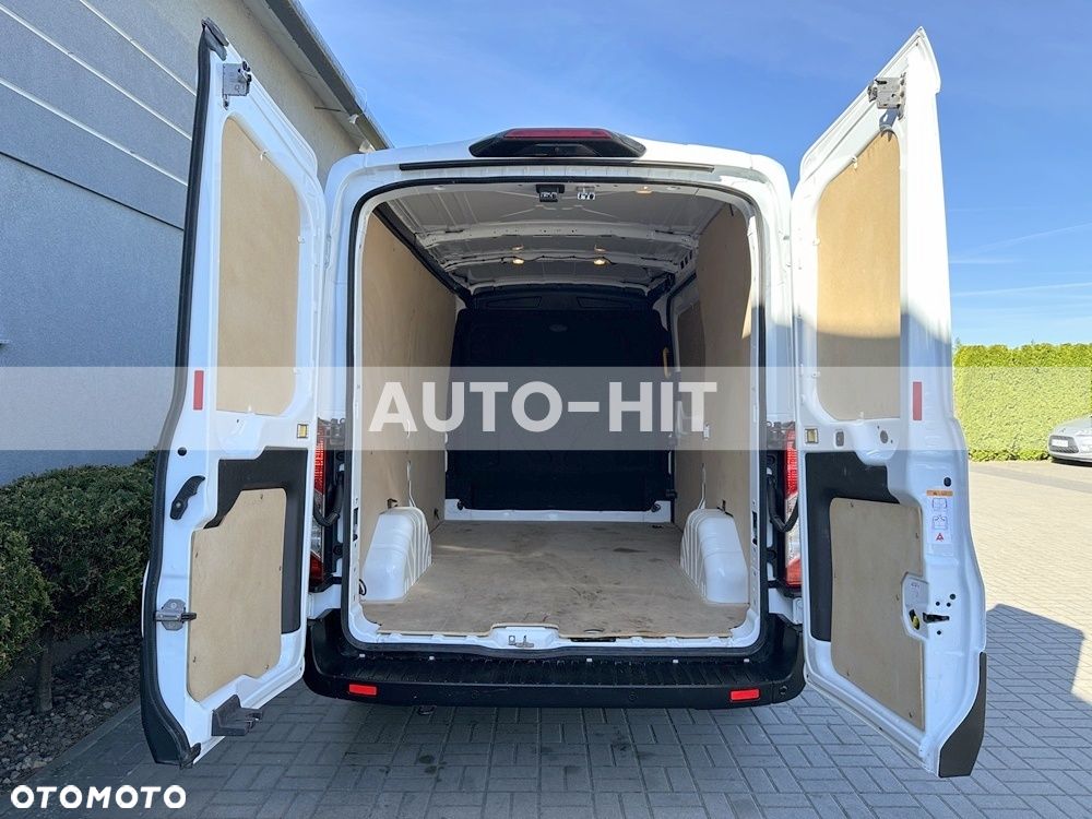 Ford Transit - 17