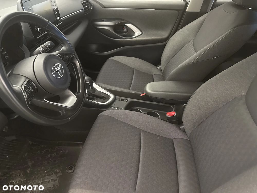 Toyota Yaris - 11