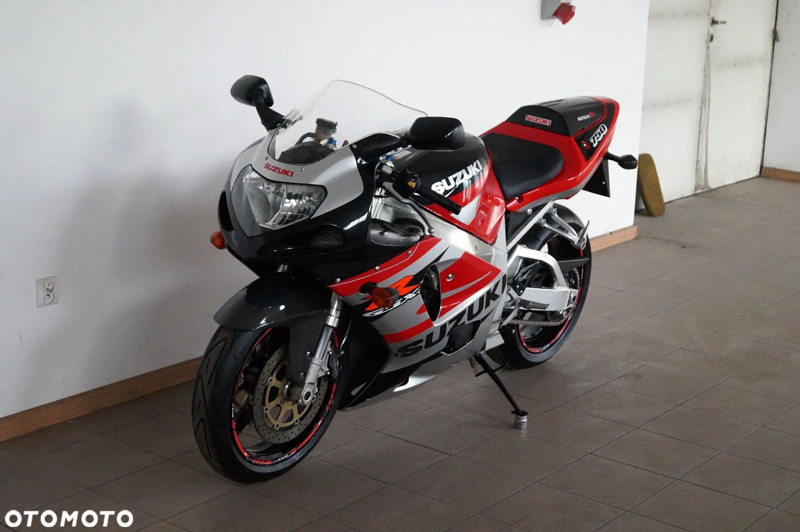 Suzuki GSX-R - 4