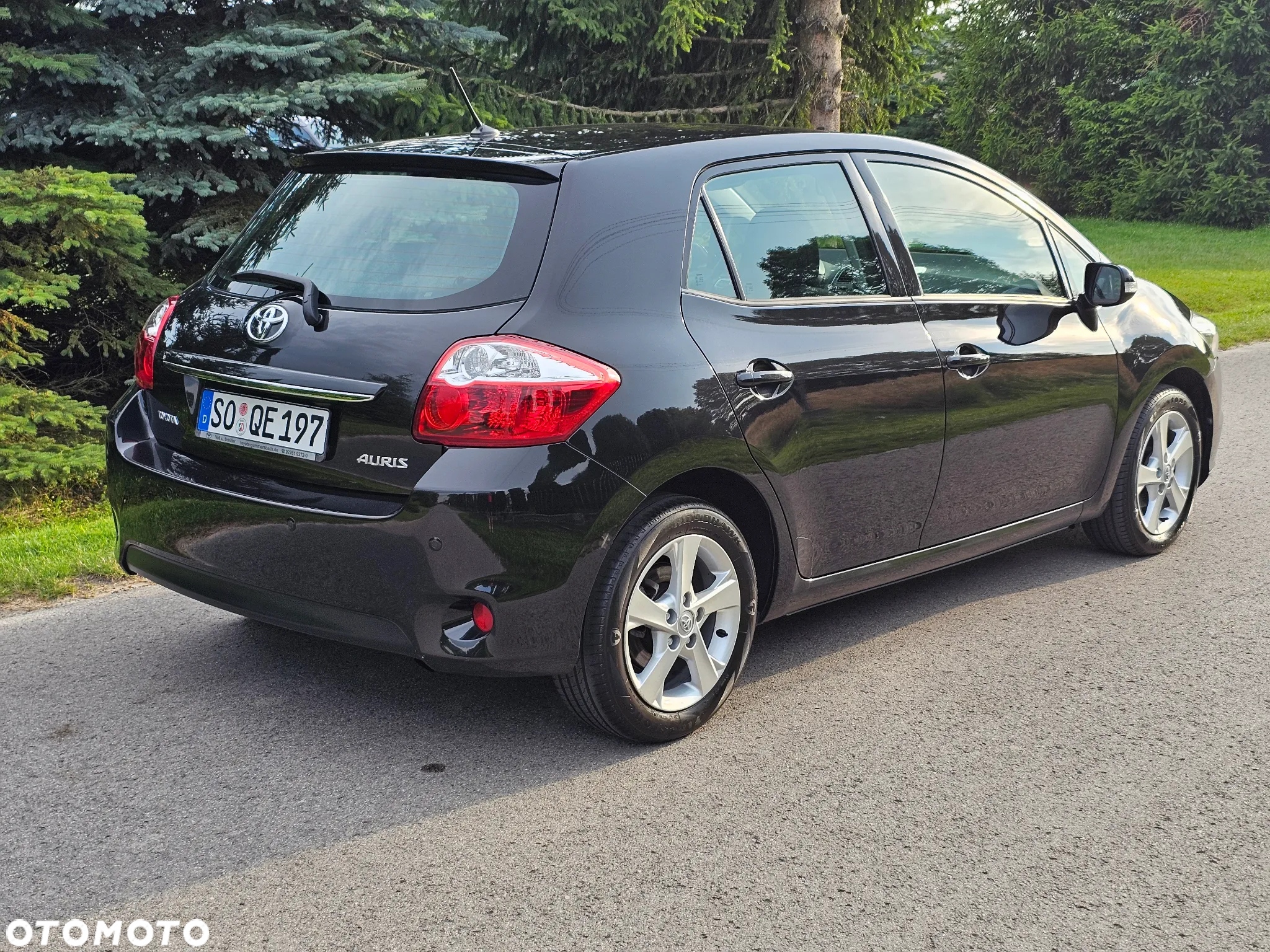 Toyota Auris 1.6 Executive - 3