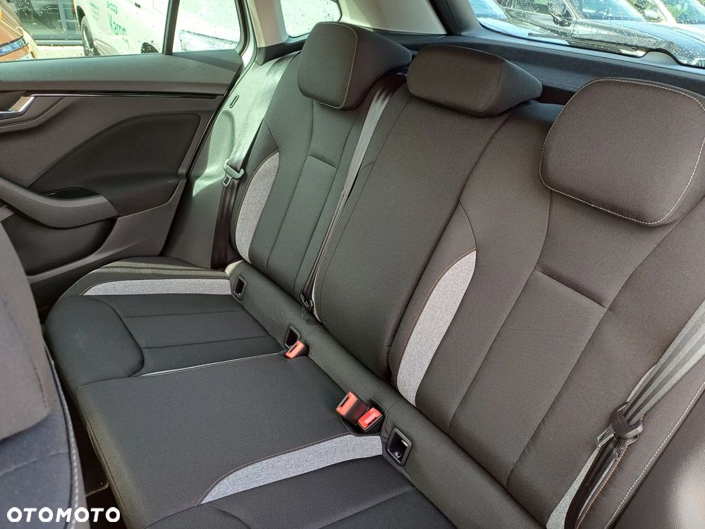 Skoda Kamiq 1.5 TSI Edition 130 - 17