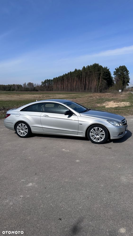 Mercedes-Benz Klasa E - 16