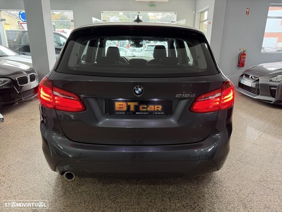 BMW 216 Active Tourer d Line Luxury Auto — fotografia 29