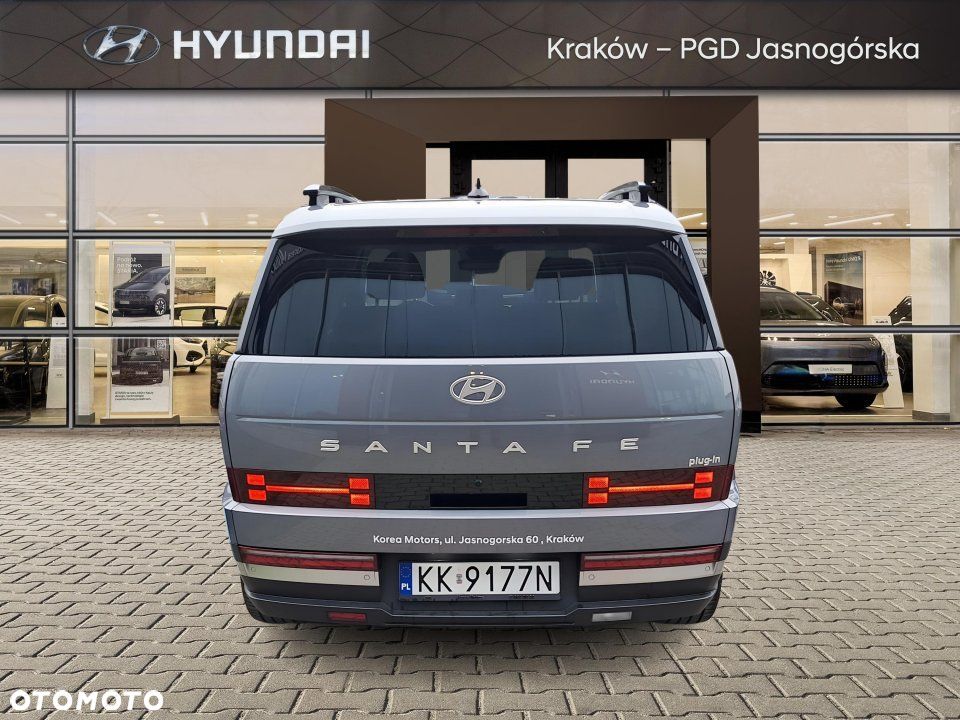 Hyundai Santa Fe - 3