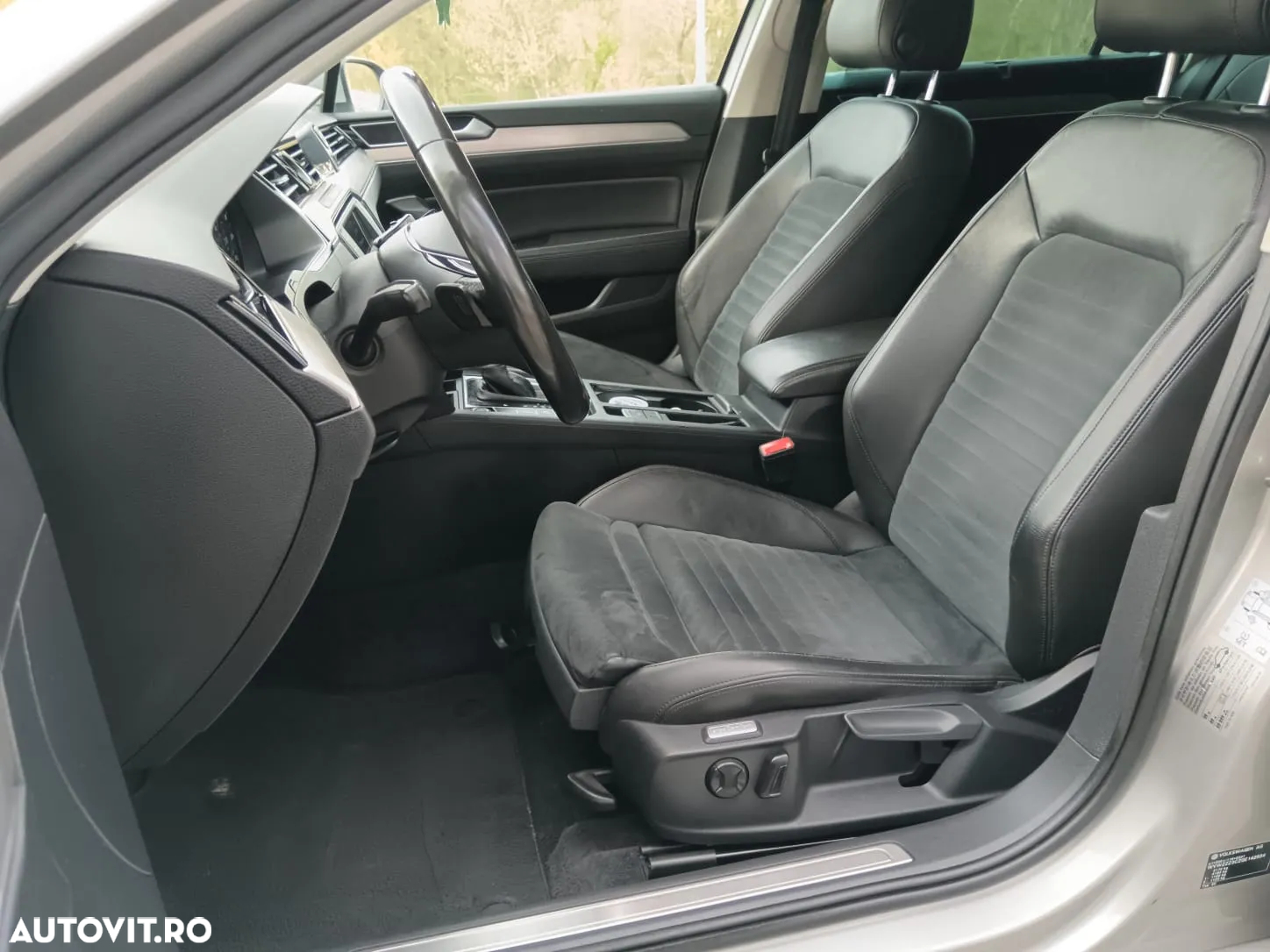 Volkswagen Passat Variant 2.0 TDI DSG Highline - 6