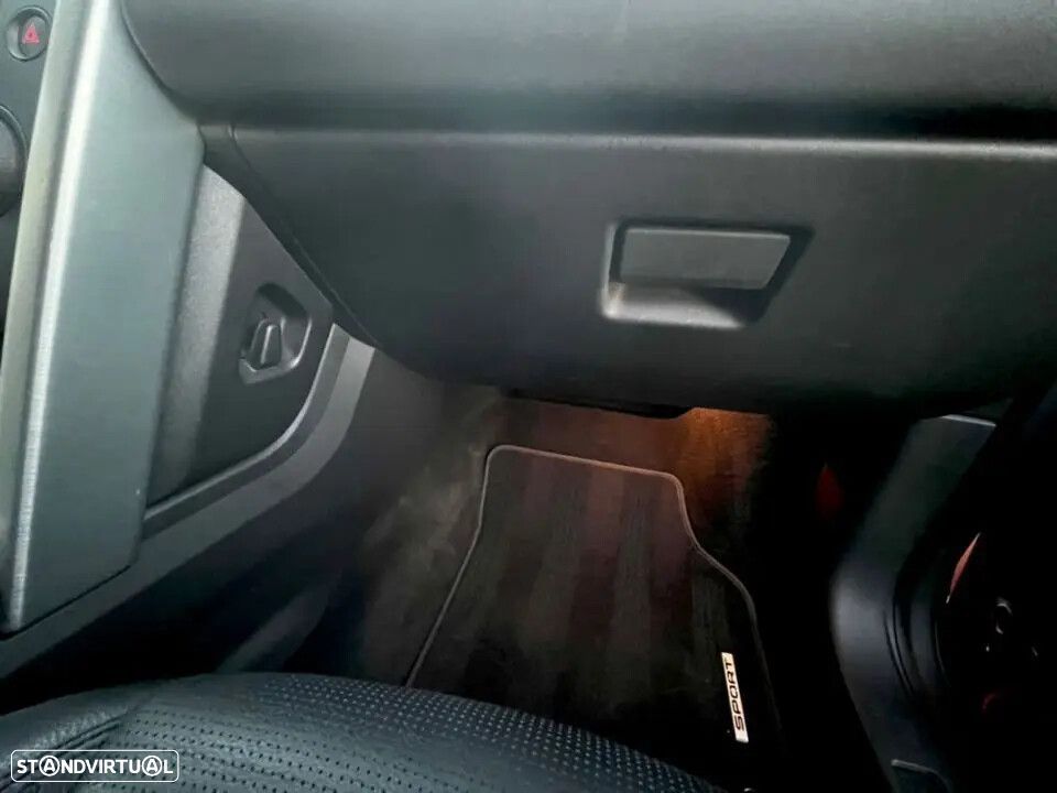 Land Rover Discovery Sport - 2