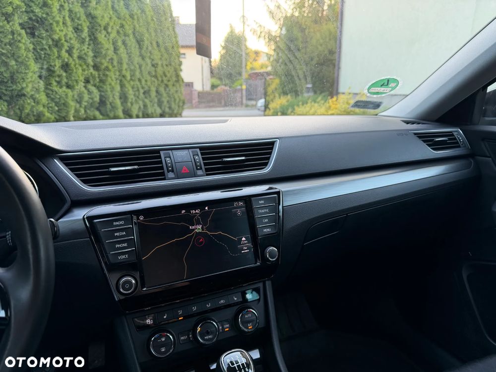 Skoda Superb 2.0 TDI Style - 17