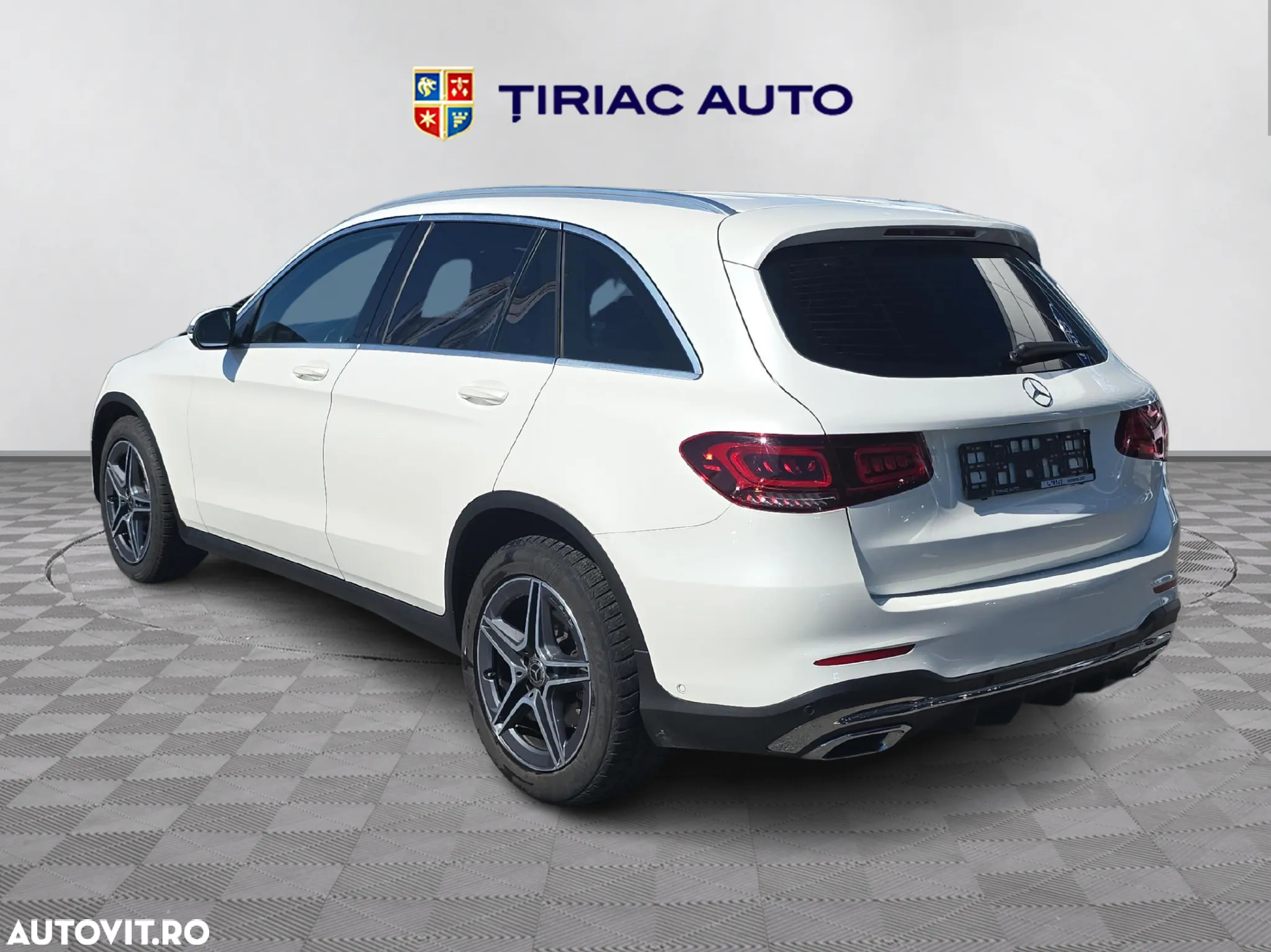 Mercedes-Benz GLC - 3