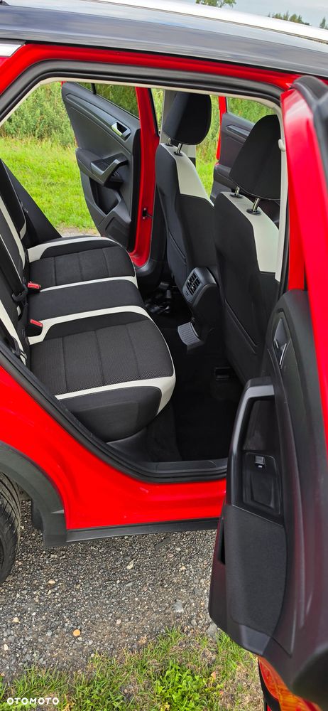 Volkswagen T-Roc - 19