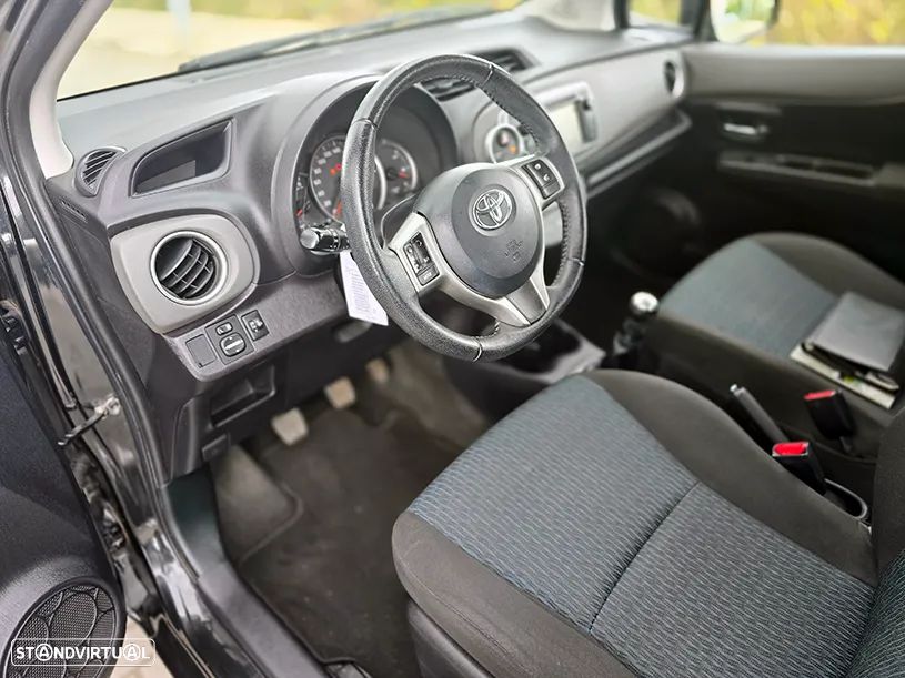 Toyota Yaris 1.0 VVT-i ACtive+AC - 10
