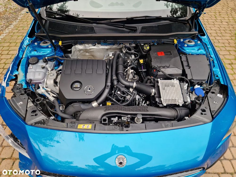 Mercedes-Benz CLA 200 mHEV AMG Line 7G-DCT - 28
