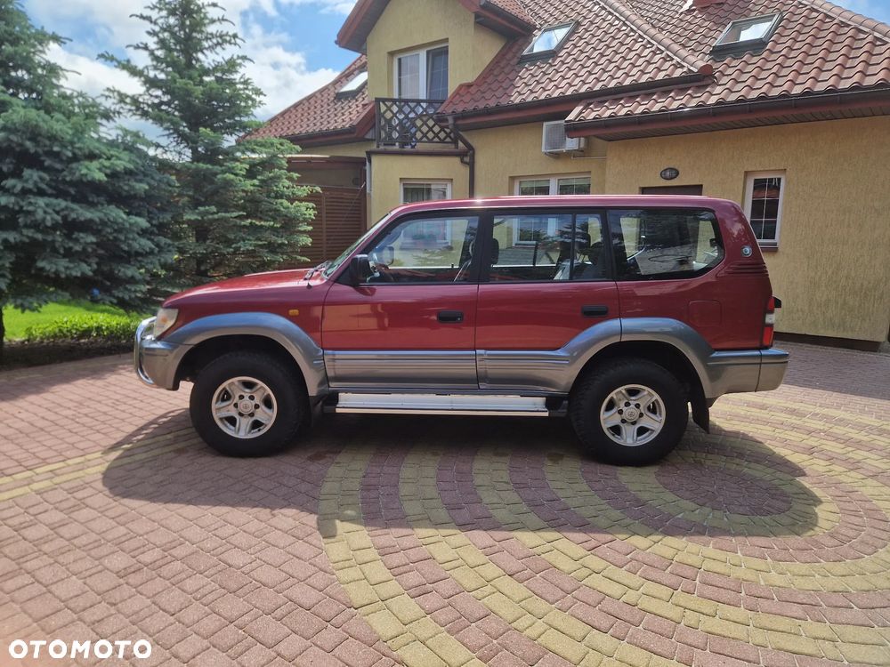 Toyota Land Cruiser - 2