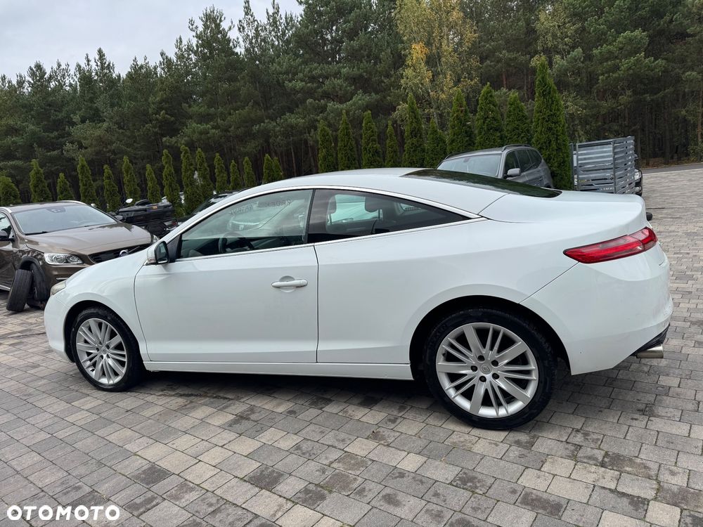 Renault Laguna 2010 photo 4