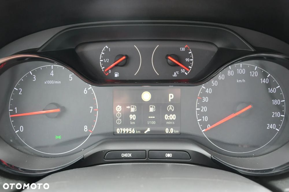 Opel Grandland X 1.2 T GPF Design Line S&S - 30