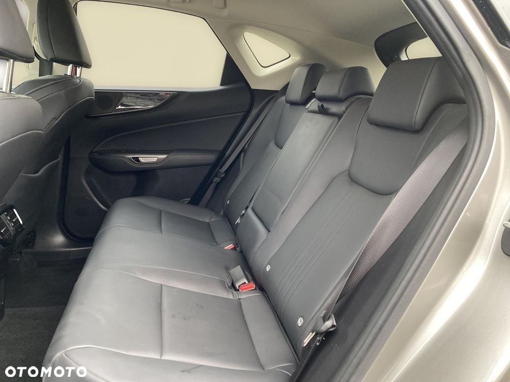 Lexus NX 350h Prestige AWD - 15