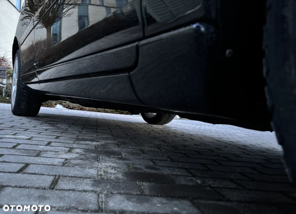 Volvo V70 2.4 Momentum - 29