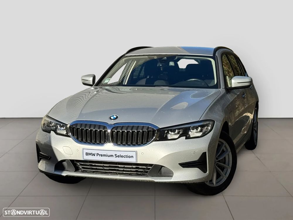 BMW 330 e Touring Auto - 1