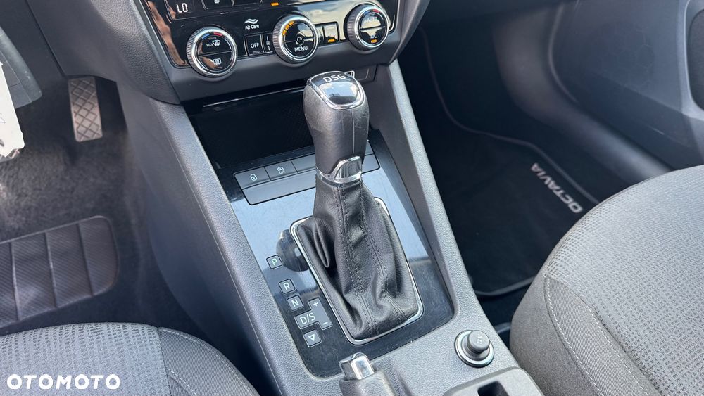 Skoda Octavia 2.0 TSI DSG Style - 40