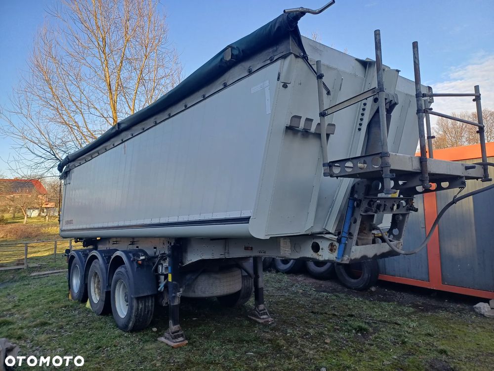 Schmitz Cargobull SKI 24 - 1