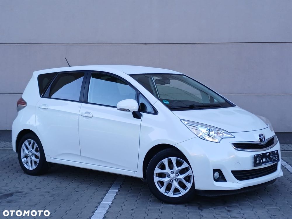 Toyota Verso S 1.33 VVT-i Start-Stop Club - 18