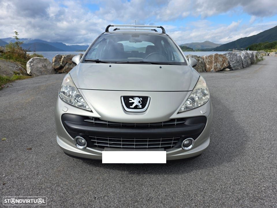 Peugeot 207 1.6 HDi Premium - 1
