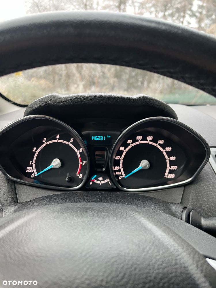 Ford Fiesta - 15