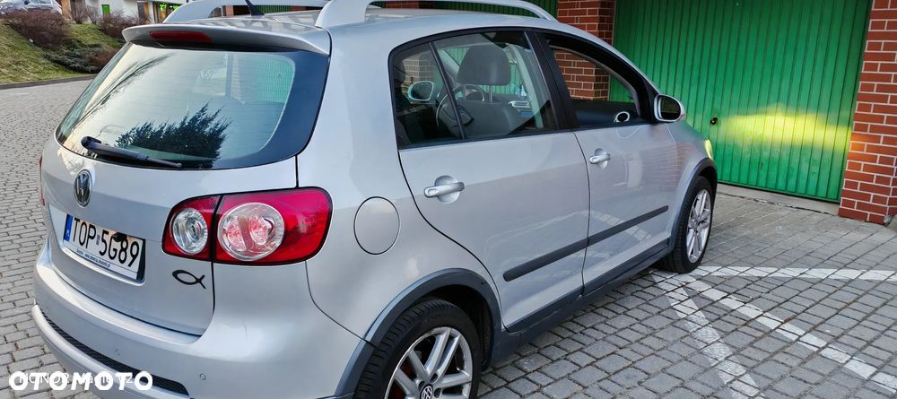 Volkswagen Golf Plus 1.9 TDI Cross - 10