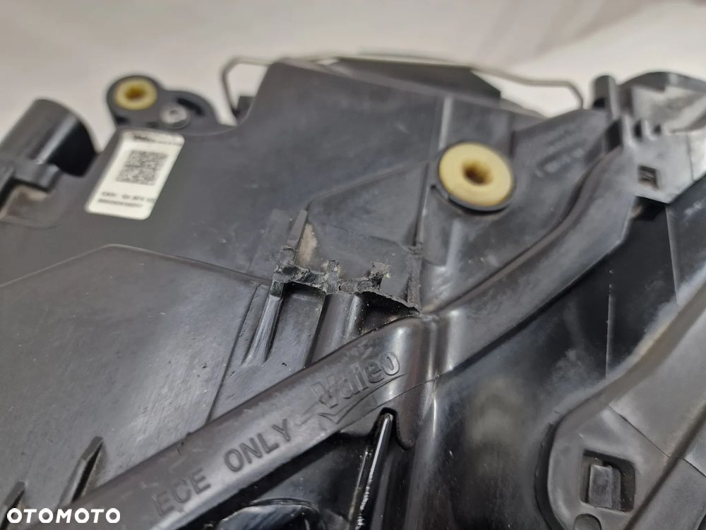AUDI Q5 8R0 LIFT 11- LEWA LAMPA PRZEDNIA PRZÓD XENON + LED , 8R0941031C , NR AUKCJI LPP51 - 11