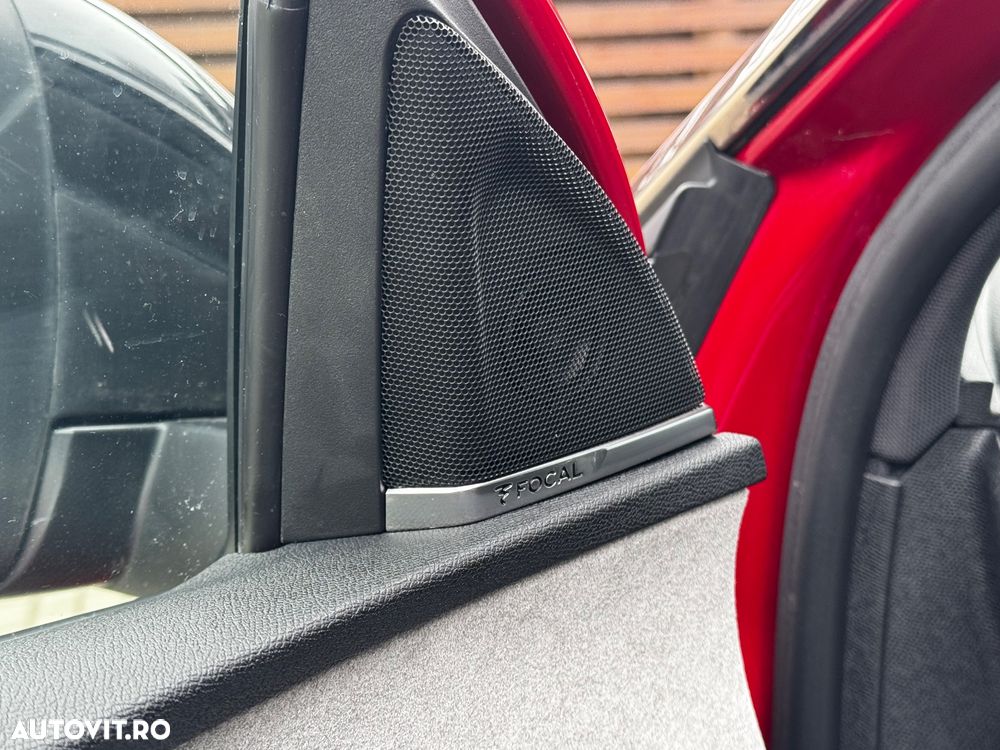 Peugeot 3008 PHEV EAT8 4X4 GT Pack - 24