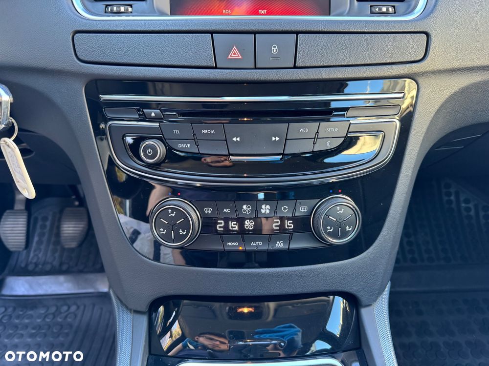 Peugeot 508 1.6 e-THP Active S&S - 20