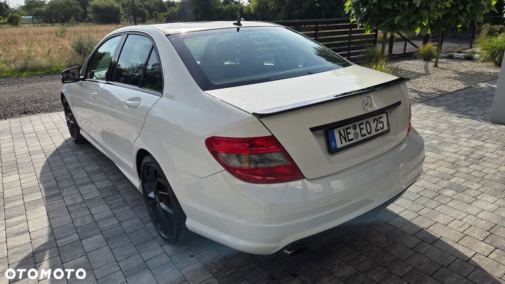 Mercedes-Benz Klasa C - 30