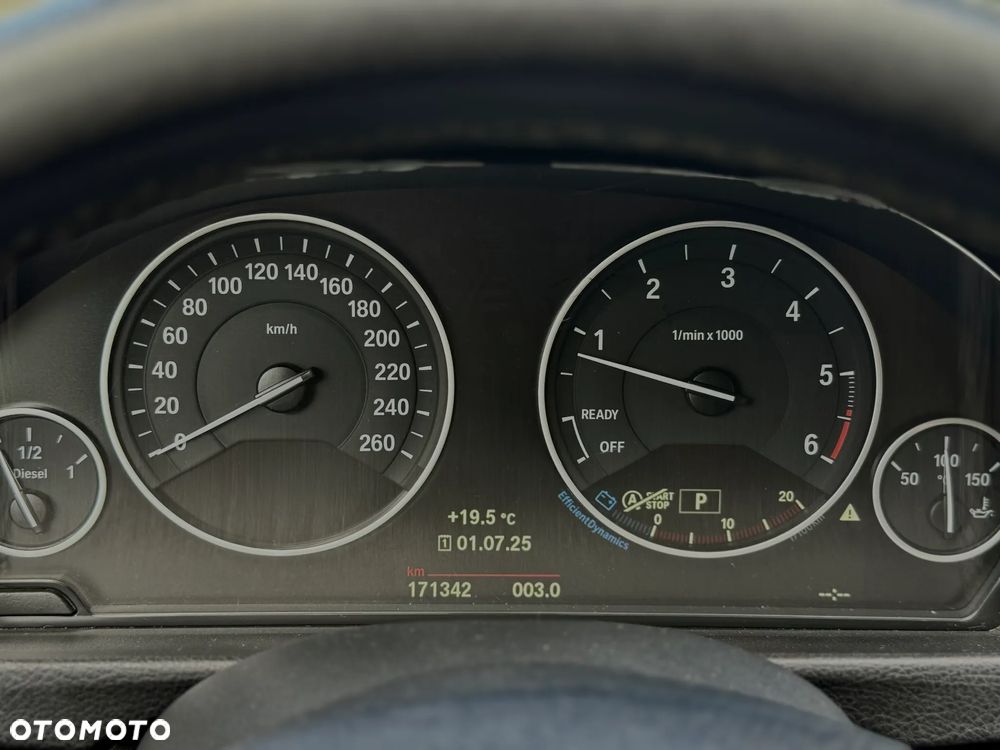 BMW Seria 3 318d - 20