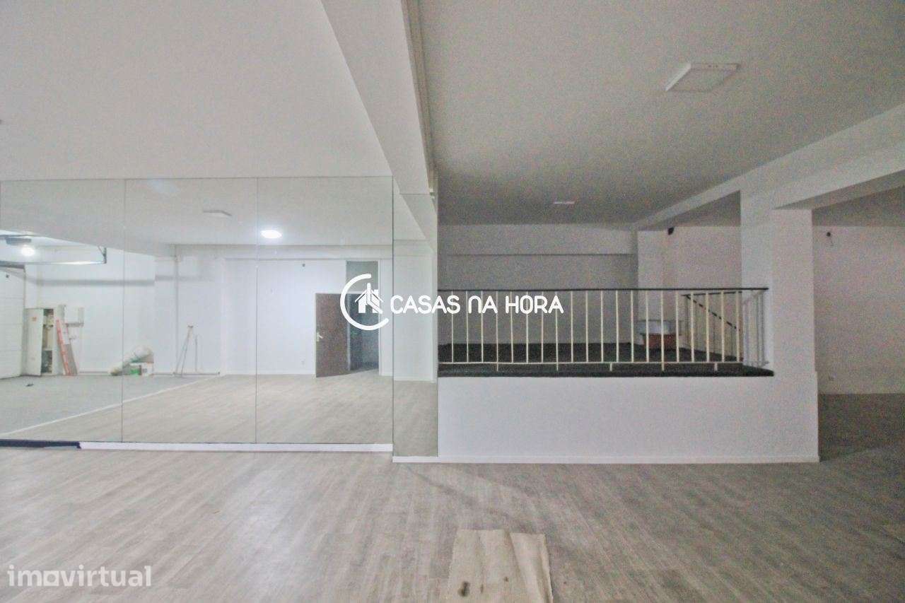 LOJA R. FARIA GUIMARÃES | R. DA CONSTITUIÇÃO - Grande imagem: 2/12