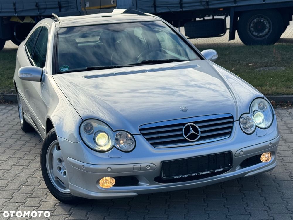 Mercedes-Benz Klasa C - 32