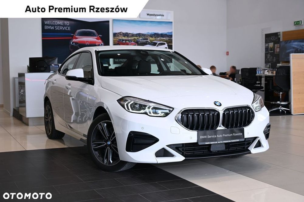 BMW Seria 2 218d Sport Line sport - 2