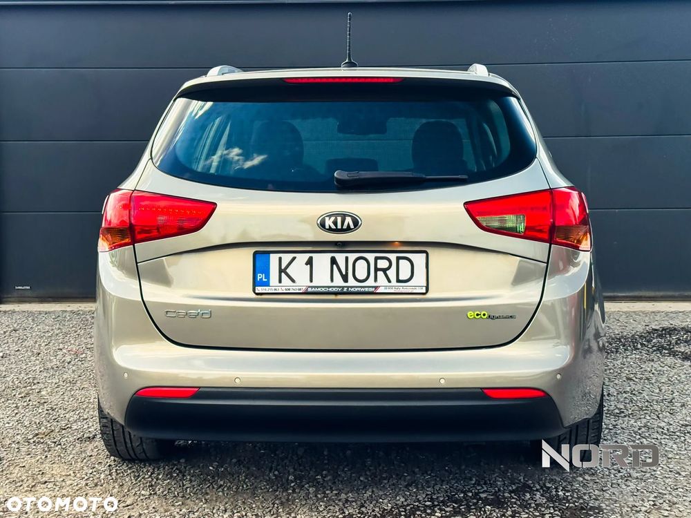 Kia Ceed 1.6 GDI L - 9