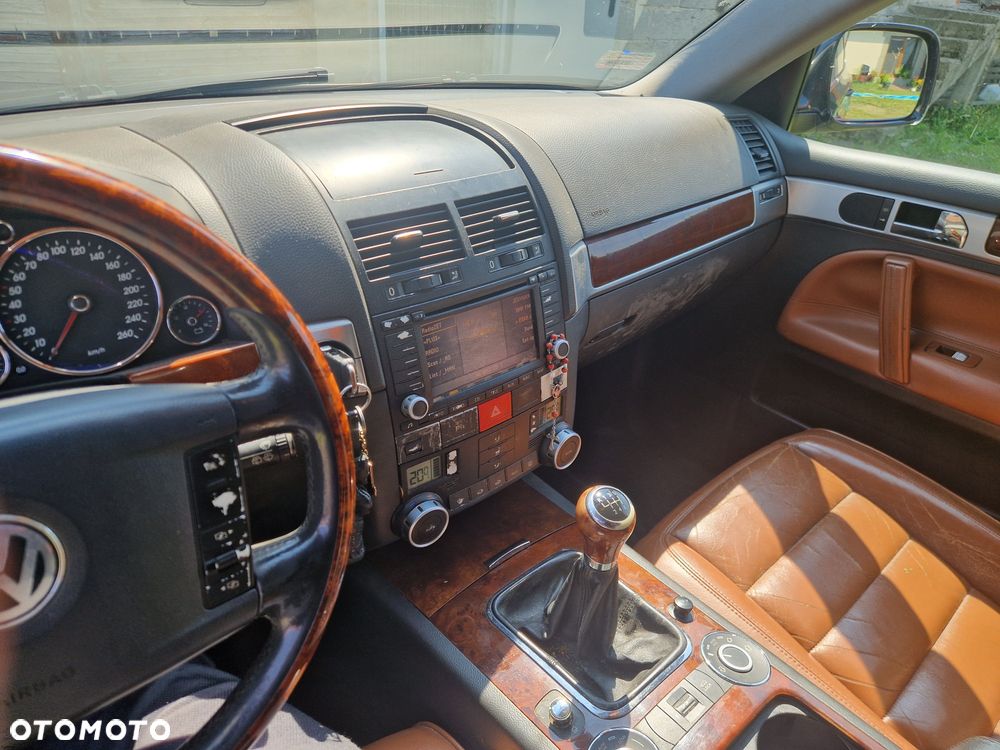 Volkswagen Touareg - 7